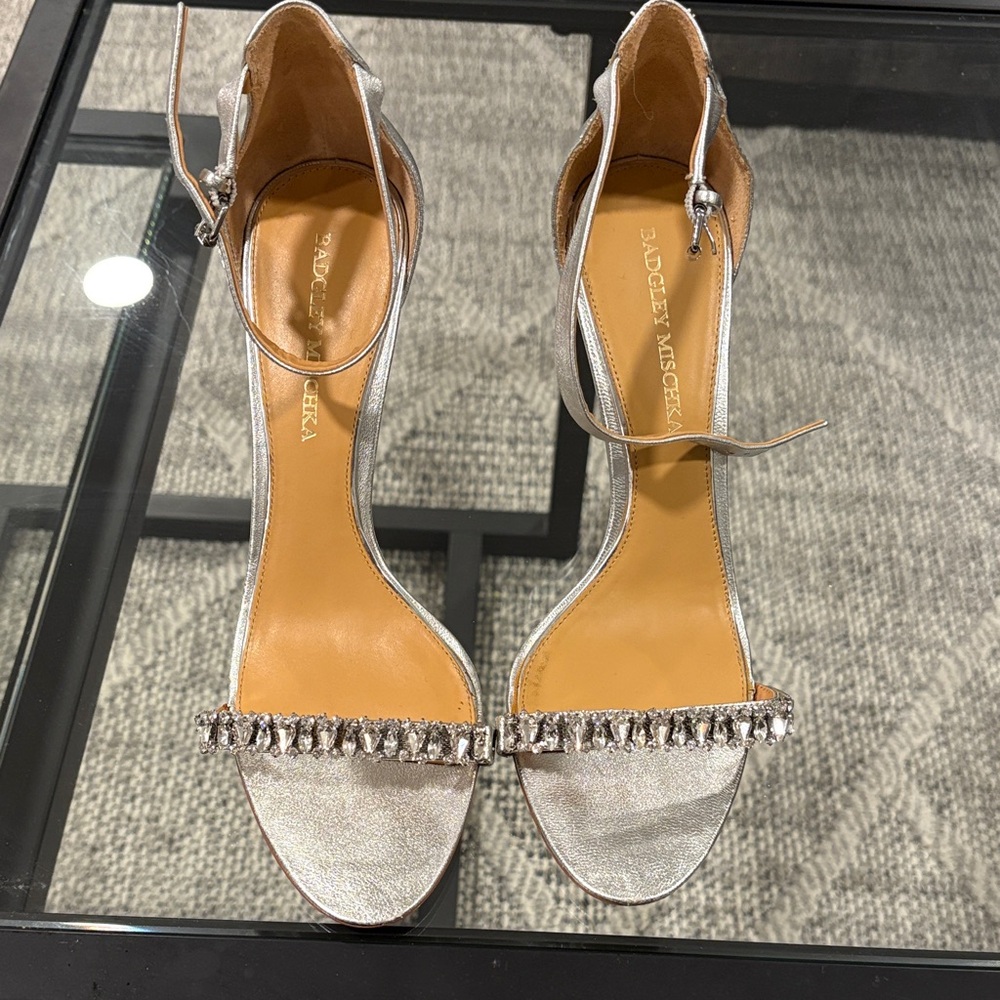 Badgley Mischka Elope-Used